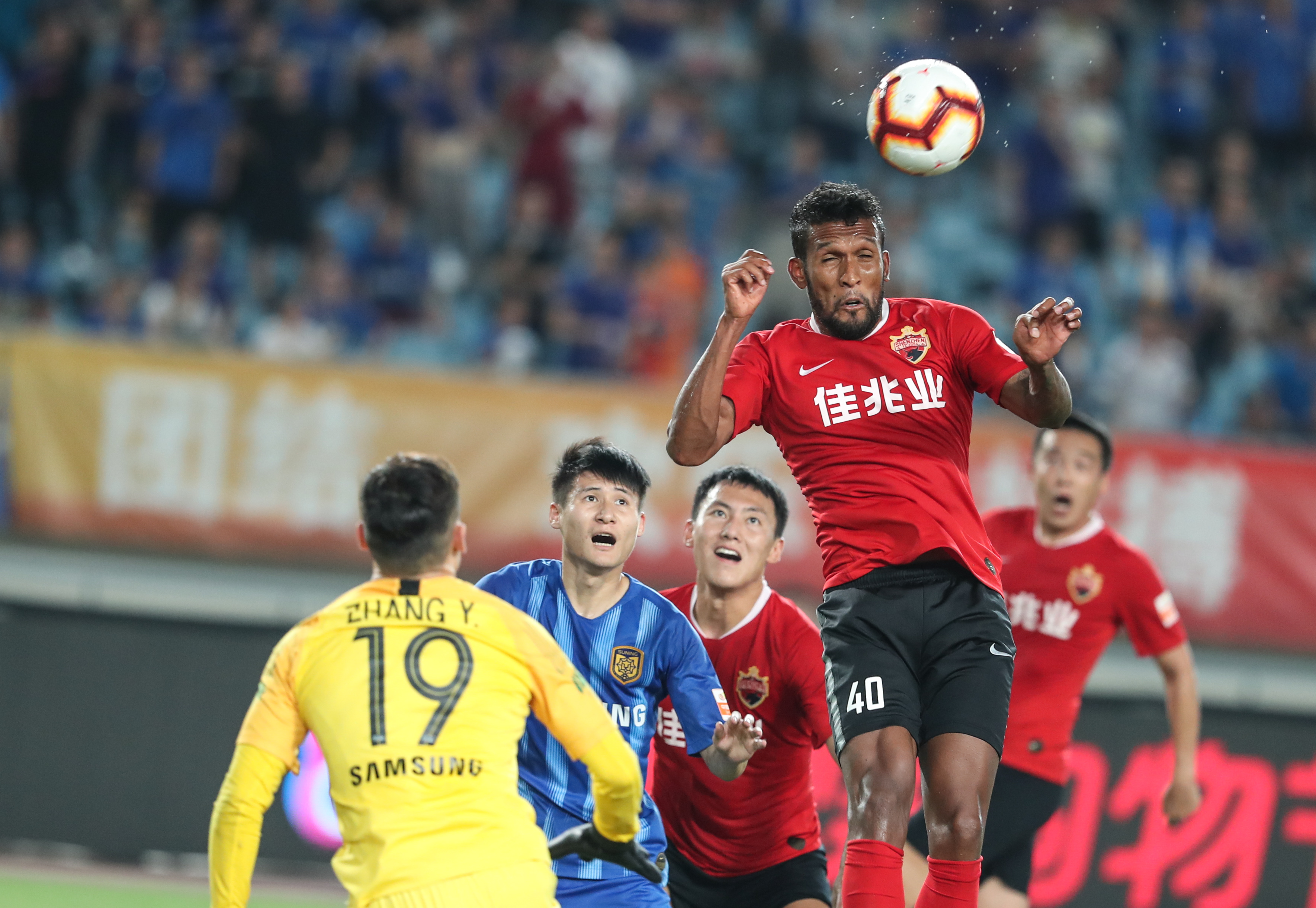 Anyone's Legend vs TES赛前数据前瞻：Ale选手数据完全包围369